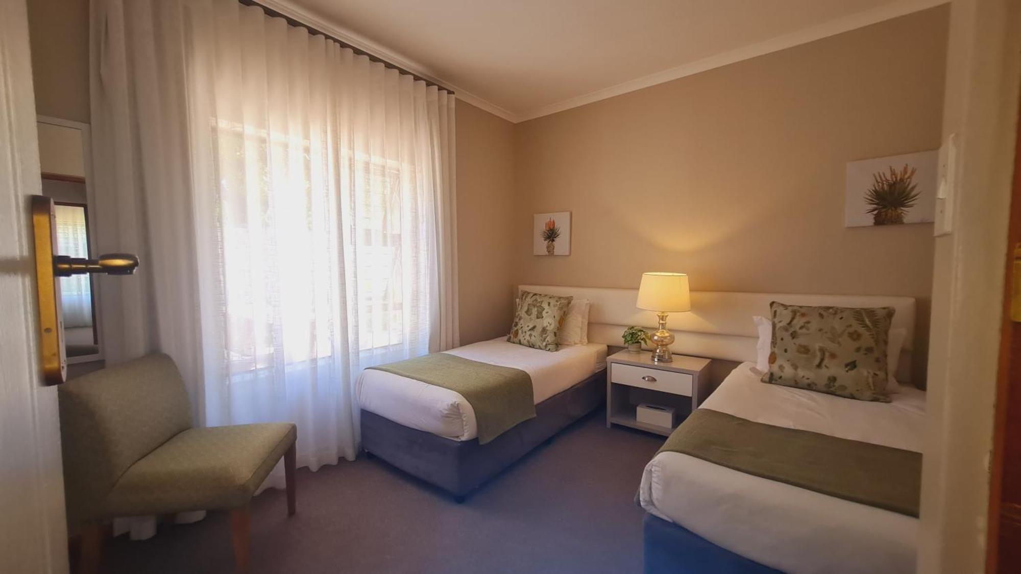 2 On Lismore Guesthouse Tokai Zewnętrze zdjęcie